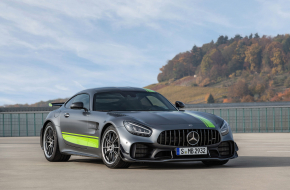 Mercedes-AMG GT R PRO